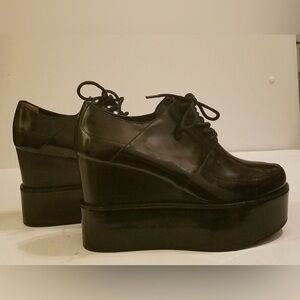 DKNY Step Tailored Platform
Wedges Lace Up Oxfords Shoes